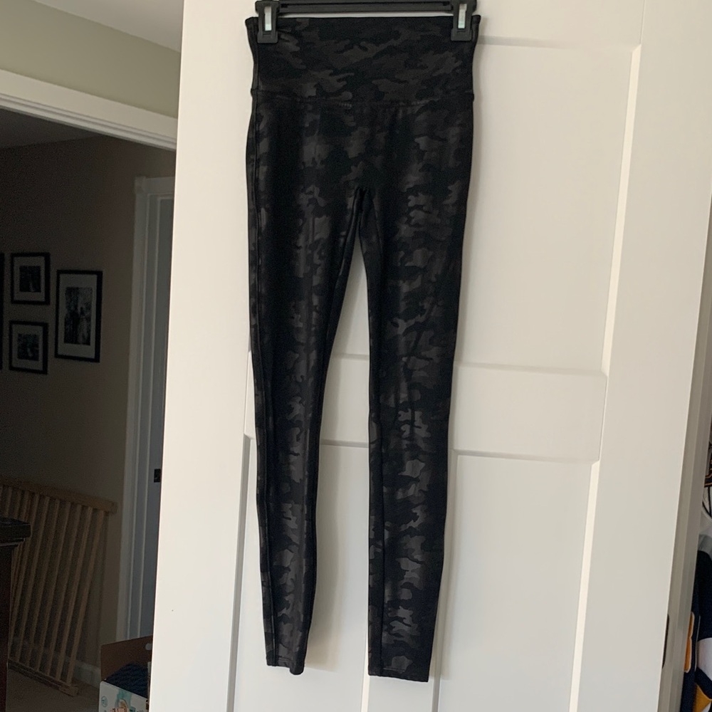 SPANX Black Camouflage Leggings